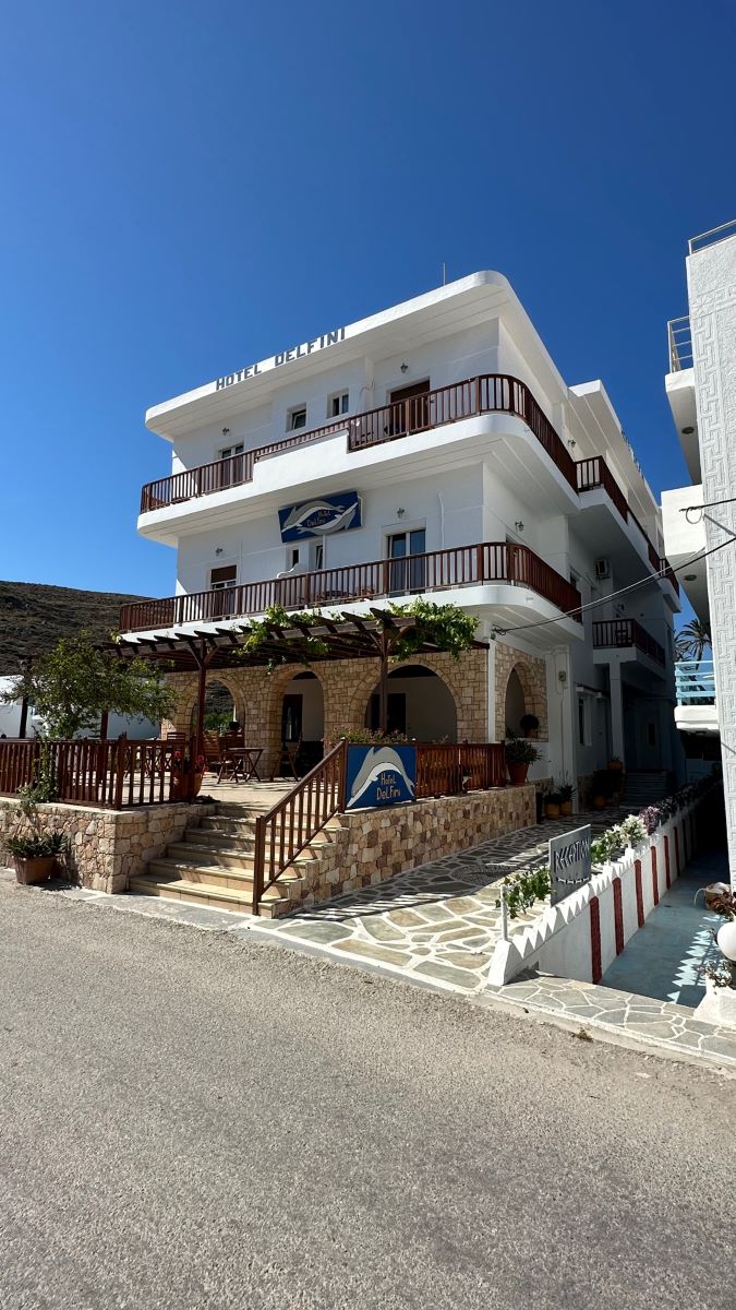 Hotel Delfini in Adamas, Milos