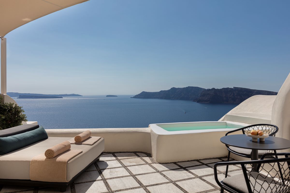 Best Santorini Private Pool Hotel Options By Area